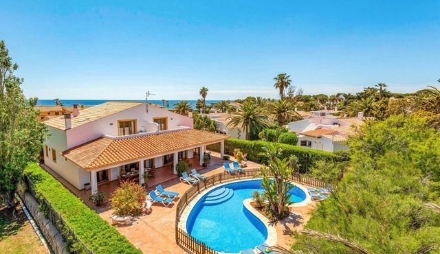 Villa Angel by Villa Plus