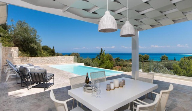 Villa Anthos - Fresh modern villa, pool, close to the beach