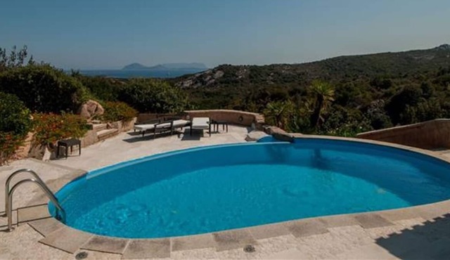 Villa Anzelu 1