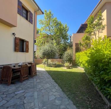 Villa Apanemi