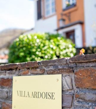 Villa Ardoise direkt an der Mosel zwischen Cochem und Koblenz