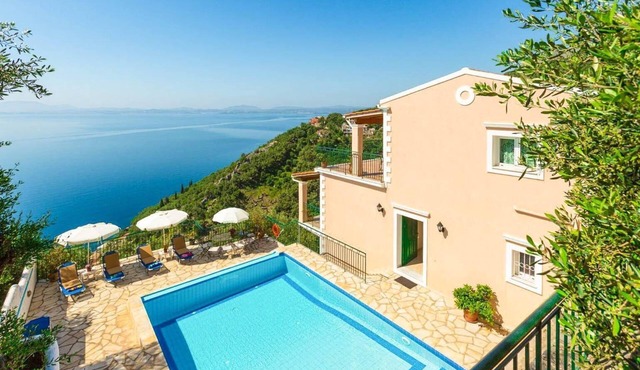 Villa Armandos - Three Bedroom Villa, Sleeps 6