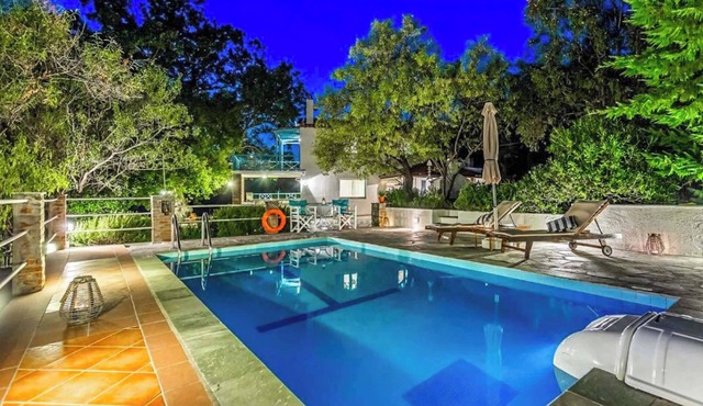 Villa Arpaki - One Bedroom Villa, Sleeps 2