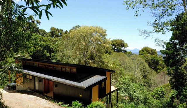 "Villa Arrayan" The Cabin is surrounded by a private natural preserve.