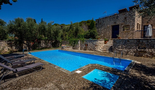 Villa Artemis Aresti with private pool