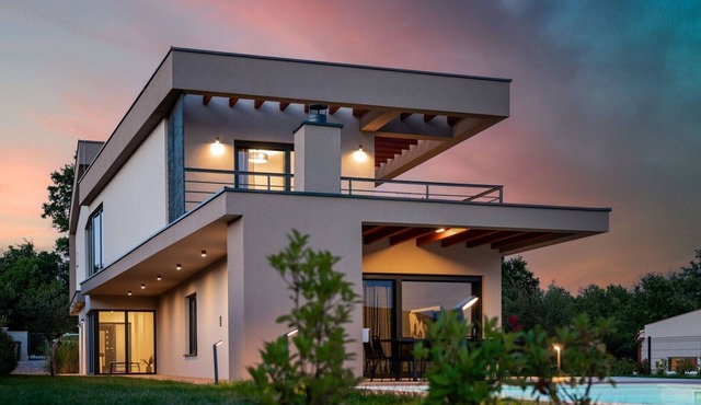 Villa Artsi with heated pool