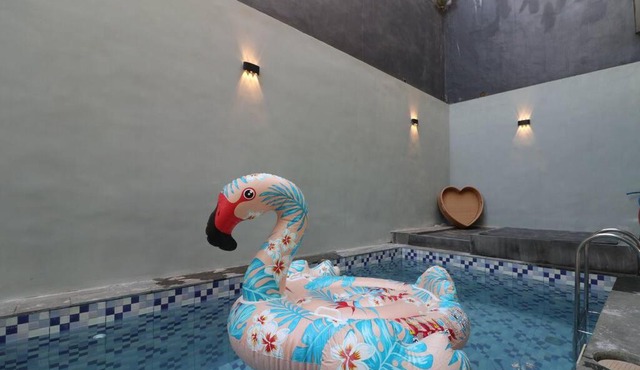 Villa Ashiya with Private Pool Balcony and Karaoke