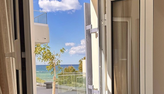 Villa Astrofegia | Moonlit Escape with Sea Views