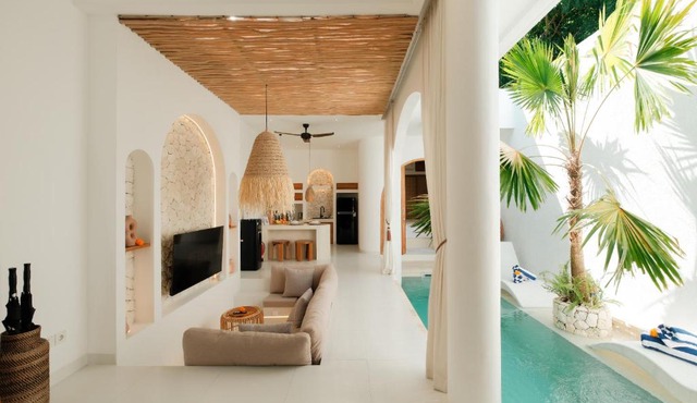 Villa Atlas - Brand New Luxury 2BR Villa next to Trans Studio Mall