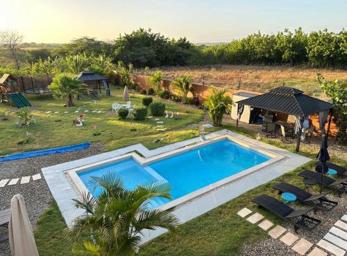 Villa Aura