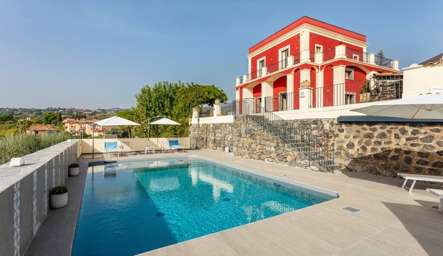 Villa 'Badimà - Con Piscina' with Sea View, Wi-Fi and Air Conditioning
