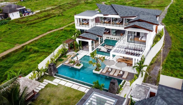 Villa Baia by BaliSuperHost