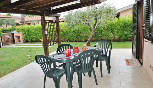 Villa Barbie between Terracina and Sperlonga, 400 mt from beach