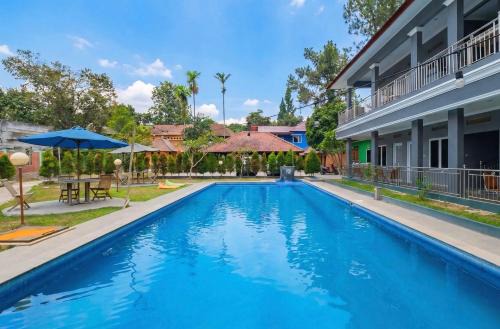 Villa Batu Cisarua Puncak Bogor RedPartner