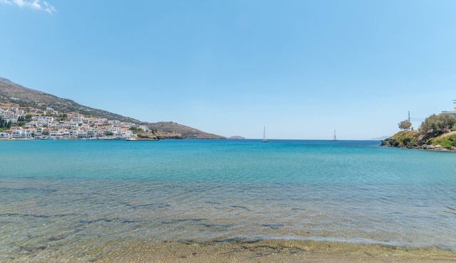 Villa 'Bebas Villas 2' with Private Terrace, Wi-Fi and Air Conditioning