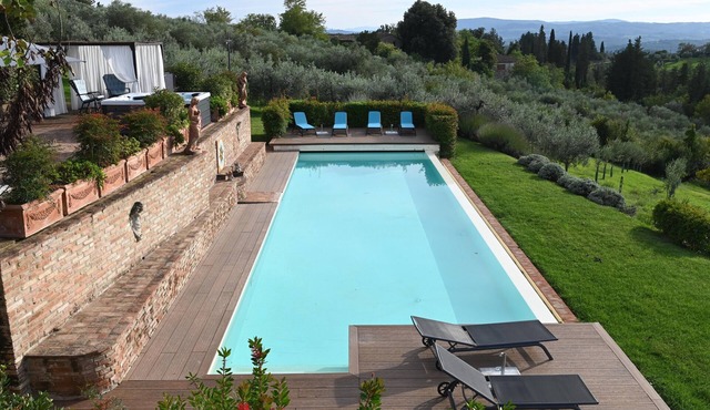 "Villa Bellavista" with Private Pool, Private Whirlpool & Wi-Fi