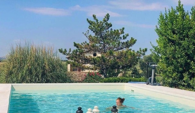 Villa Bentivoglio - Holiday home with swimming pool