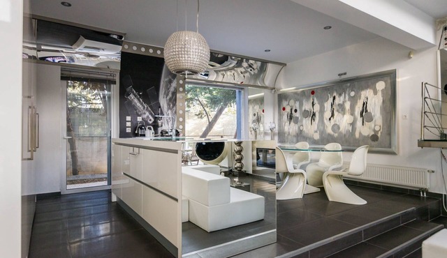 Villa BOND with Private Swimming Pool