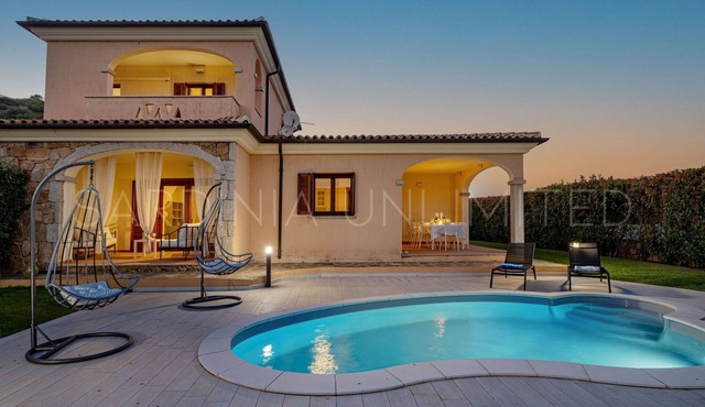 Villa Càrula: Private swimming pool near Lu Impostu