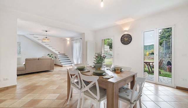 Villa 'Cà Da Trûcca' with Mountain View, Wi-Fi, and Air Conditioning
