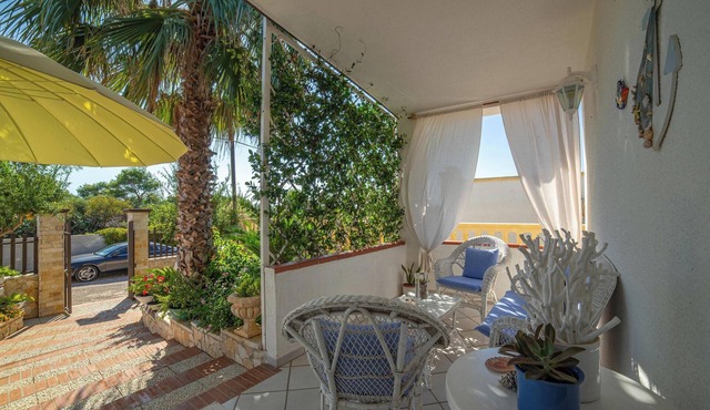 Villa Calò 2 200 meters from Sea, Maruggio, Italy