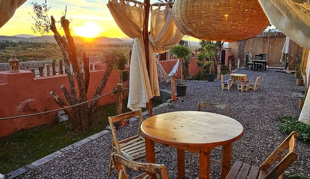 Villa Calm, Panoramic View of the Lake and Mountains, Ouarzazate Center