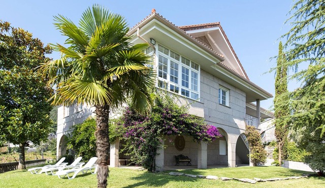Villa Campo das Medas, in the middle of nature, with private salt pool