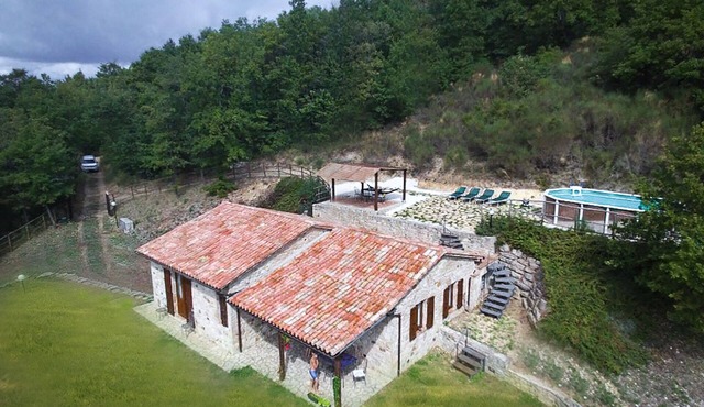 Villa Carina is a cozy cottage w/pool the ideal locaton for relaxation in Umbria