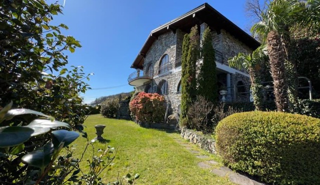 Villa Casa Camelia in Traumlage