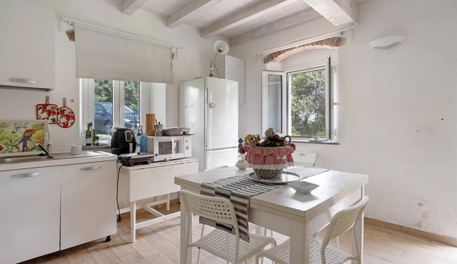 Villa 'Casa Conte Picedi Vineyars' with Pool, Garden, Terrace & Wi-Fi