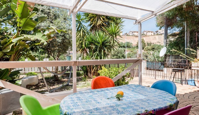 Villa 'Casa Melograno' with Sea View, Private Garden and Wi-Fi