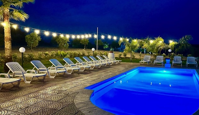 Villa "Casa Vacanza Errante" with Sea View, Pool & Wi-Fi