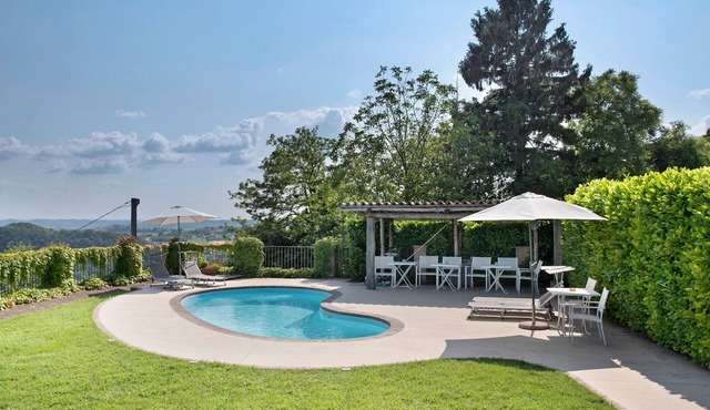 Villa 'Casa Voglietti' with Private Pool, Wi-Fi and Air Conditioning