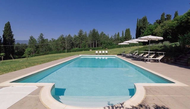 Villa Catarsena with private pool in Tuscany