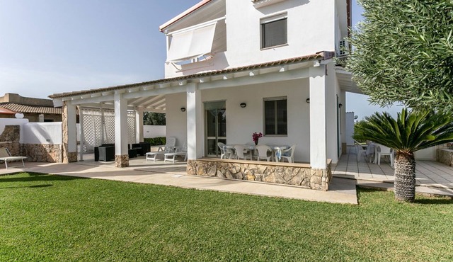 Villa Cavarra 1 between Vendicari and Marzamemi (San Lorenzo/Reitani - Noto)