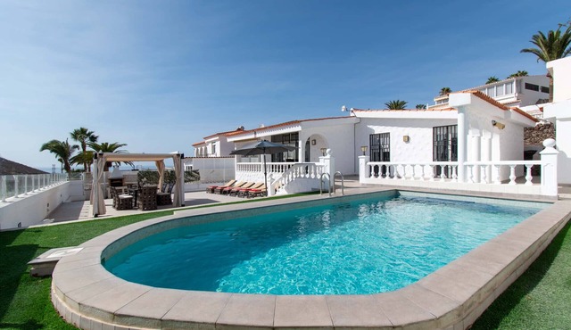Villa Chayofa