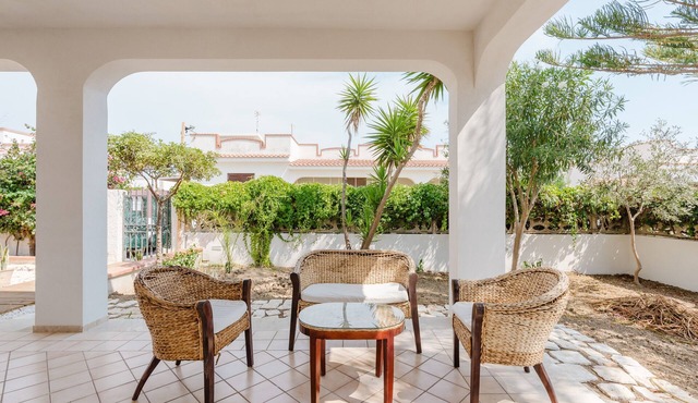 Villa "Chiara" with Sea View, Terrace, Wi-Fi & Air Conditioning