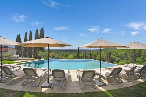 Villa Chimera Green 12 with Pool & Gym