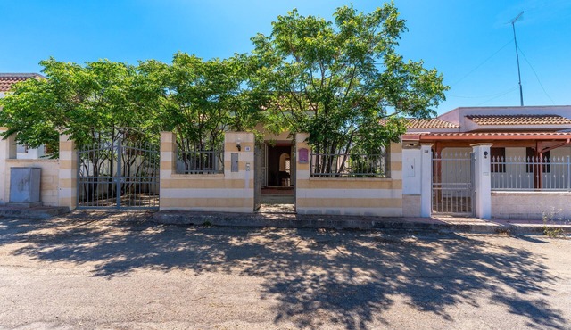Villa 'Cinzia' with Private Terrace and Air Conditioning
