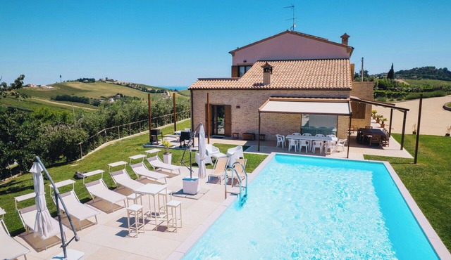 Villa Clair - Charming Villa in Marche Countryside