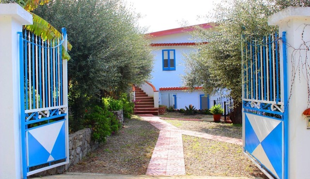 Villa Clara a few steps from the sea, for 6 people!
