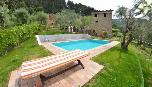 Villa Cleo - Private Tuscan villa with pool