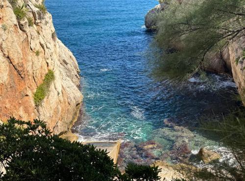 Villa Cliff