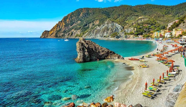 VILLA CLOTILDE 8 Pax, country side with pool, WI-FI, BBQ, near to Cinque Terre