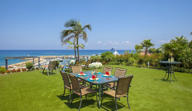 Villa Coast Panorama with Sea View