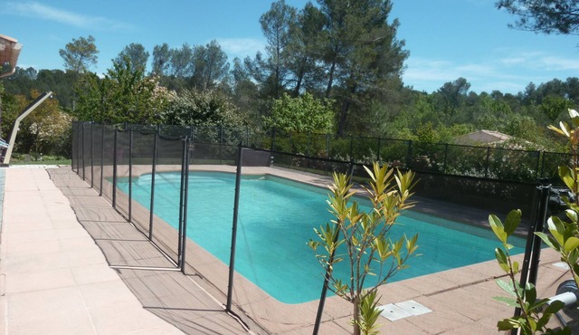 Villa comfortable and quiet in the heart of Provence (Near Aix and Cassis)
