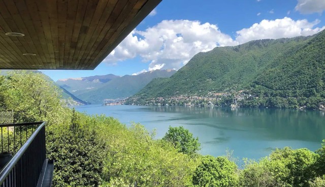 Villa Como-breathtaking vistas of the lake and mountains!