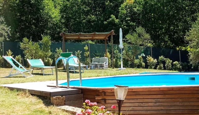 Villa con Piscina 10 Posti Letto, L'Oliveta Di Rivalto