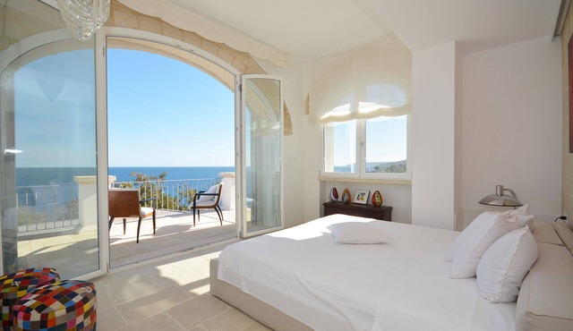 Villa Conchiglia - direct access to the sea