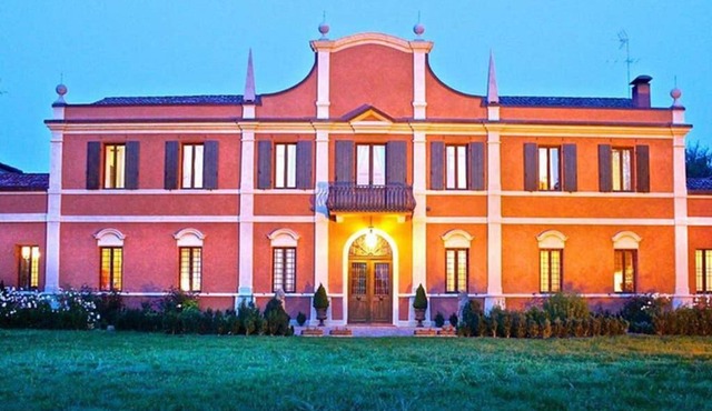Villa Contessa Massari Ferrara